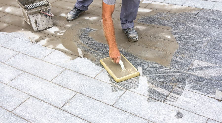 Expert Emergency Roof Repairs services in Rienzi, MS